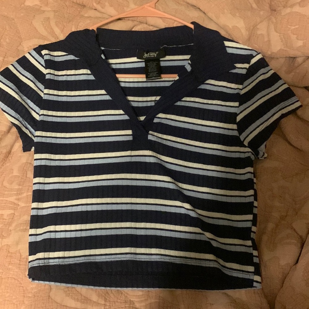 cropped t shirt